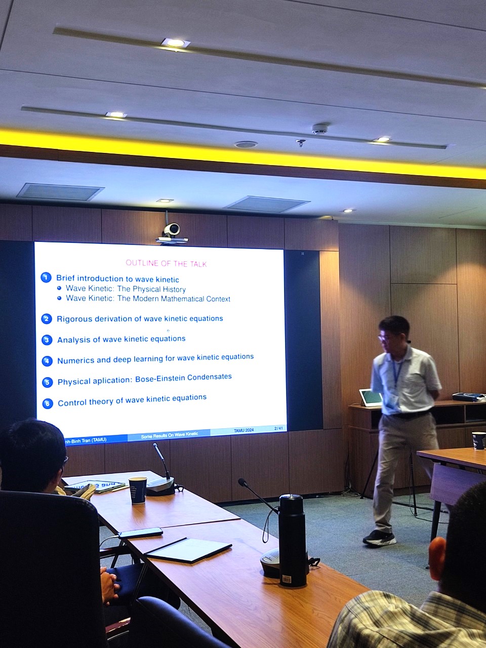 Seminar Bộ môn Toán tài chính, Khoa Toán - Thống kê Chủ đề: Some Results On the Kinetic Theory for Classical and Quantum Waves
